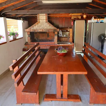 Vila Antonija Ljubuški