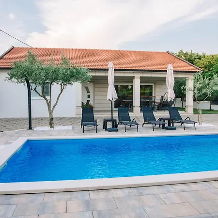 Antonija * Ljubuški